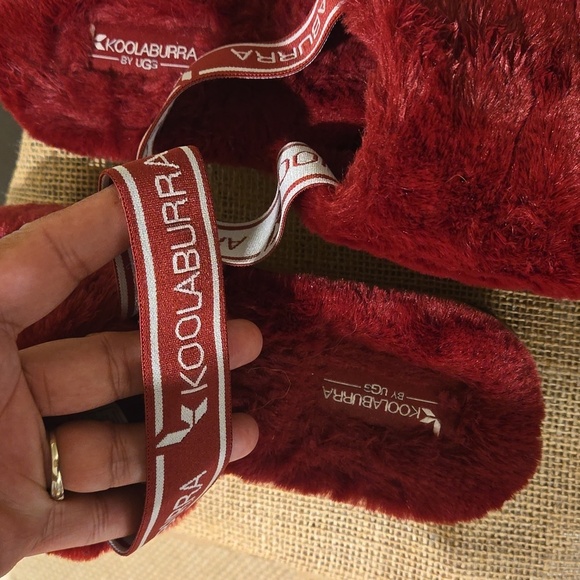 Koolaburra By UGG red shoes size 8! - Picture 4 of 5